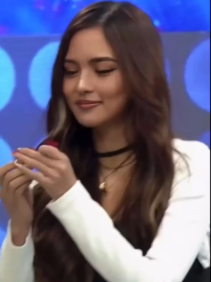 Pak na pak ang ganda talaga ng aming Chinita Princess! 🥰 #KimPau #KimChiu #PauloAvelino #foryoupageシ #fypシ #fypシviral 