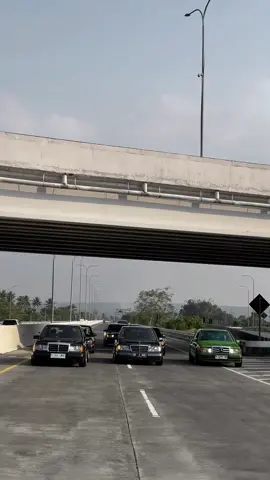 🏴‍☠️ #w124 #w124mercedes #fypシ #xybca #mercedesbenzindonesia 