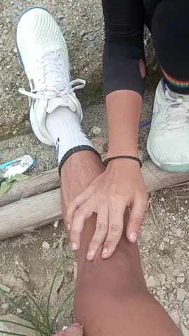 aku akan selalu mecintai mu sayanggg, tidak peduli omongan orang tentang hubungan kita, kita haruss samaa samaa teruss sampee kapan pun ituu, makasiii yaaa sudaaa menerima kekurangann kuu, dan maap jika effort ku tak semewah laki laki lain tapi percayalah kebahagian mu akan selalu ku usahakan sampee kapan pun itu@swtyraaa? 🤍