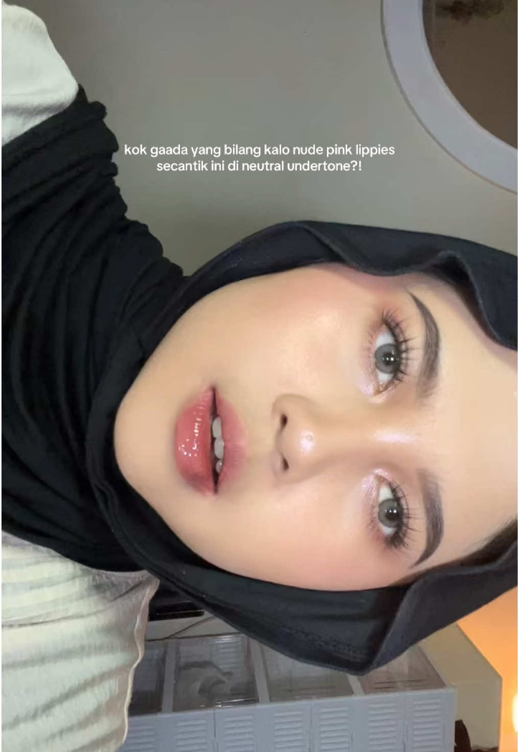 aku suka bgt.. KYK CANTIK KALEM #makeup #lippies 
