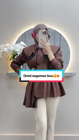 Ootd mahogany gemass🥰😍#promomakanmerdeka #tiktokvirall #ayucitrahijab #bajumurah #tiktokvirallucu #setelanmurah #fyp #semogafyp #tiktokvirall #virall 
