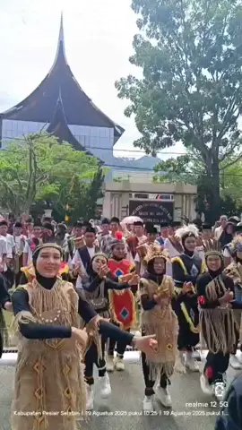 Pawai Hut RI Ke-80