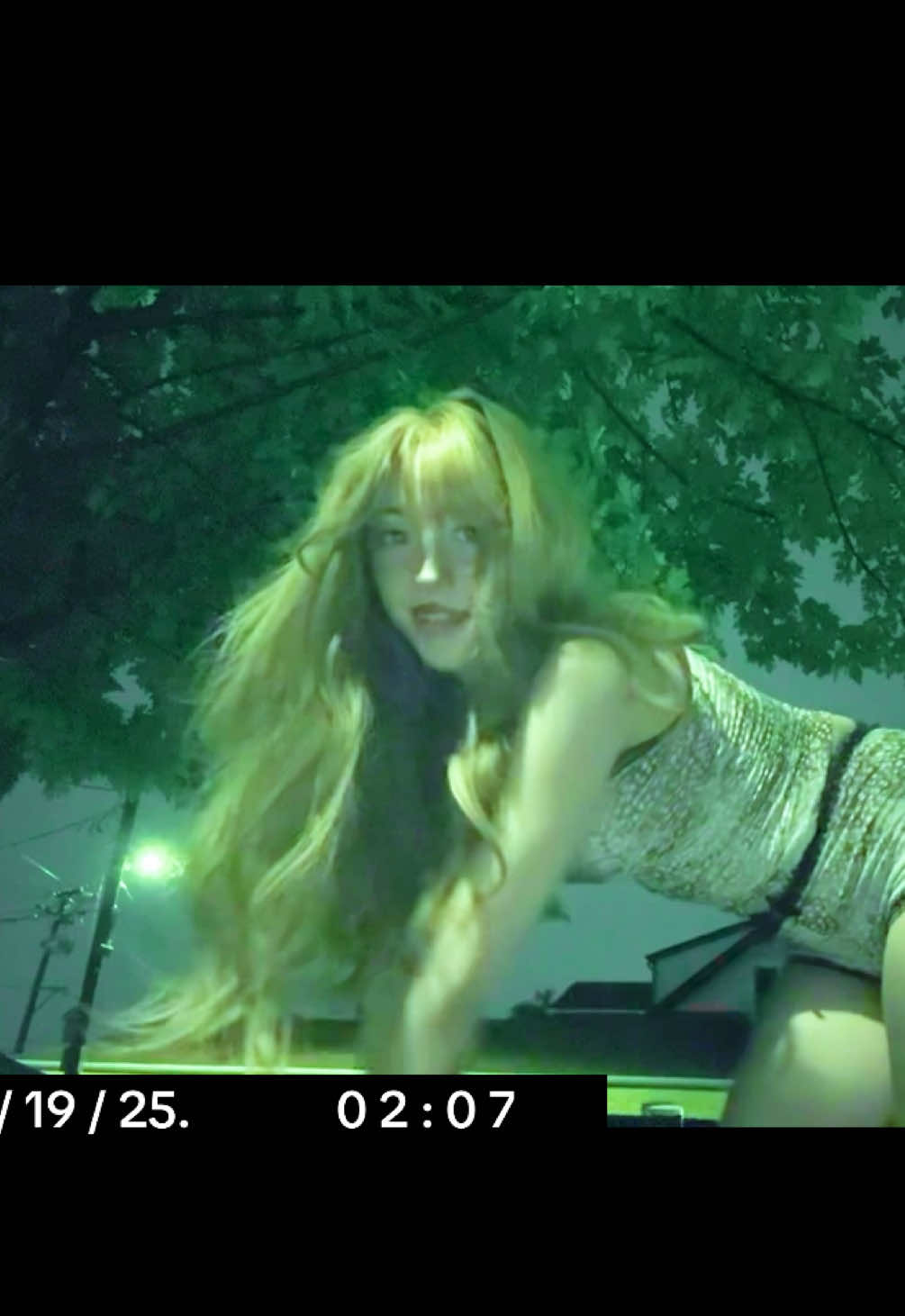 dear caught on trail cam :O