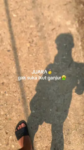 🤮