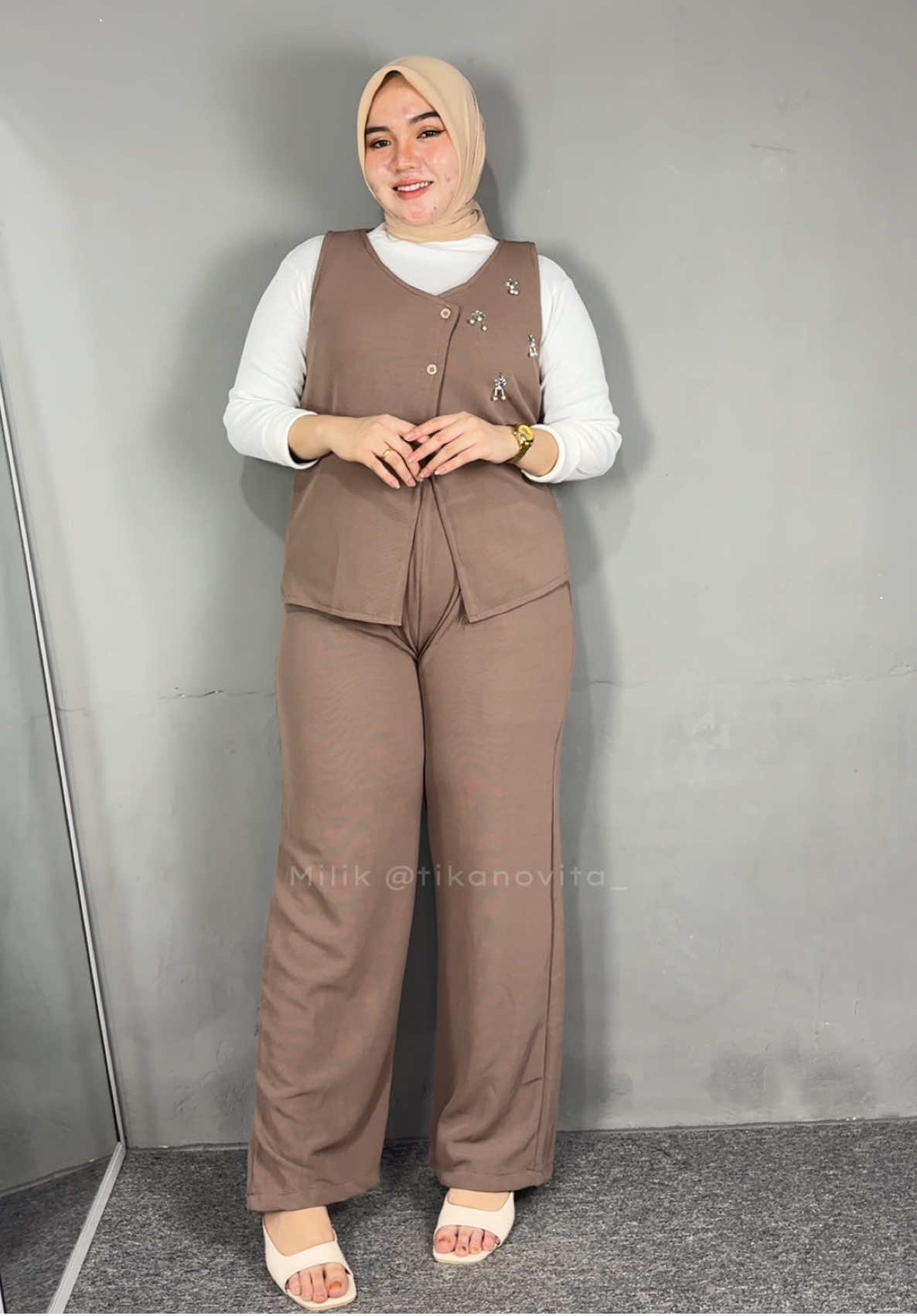 One set vest #outfitideas 