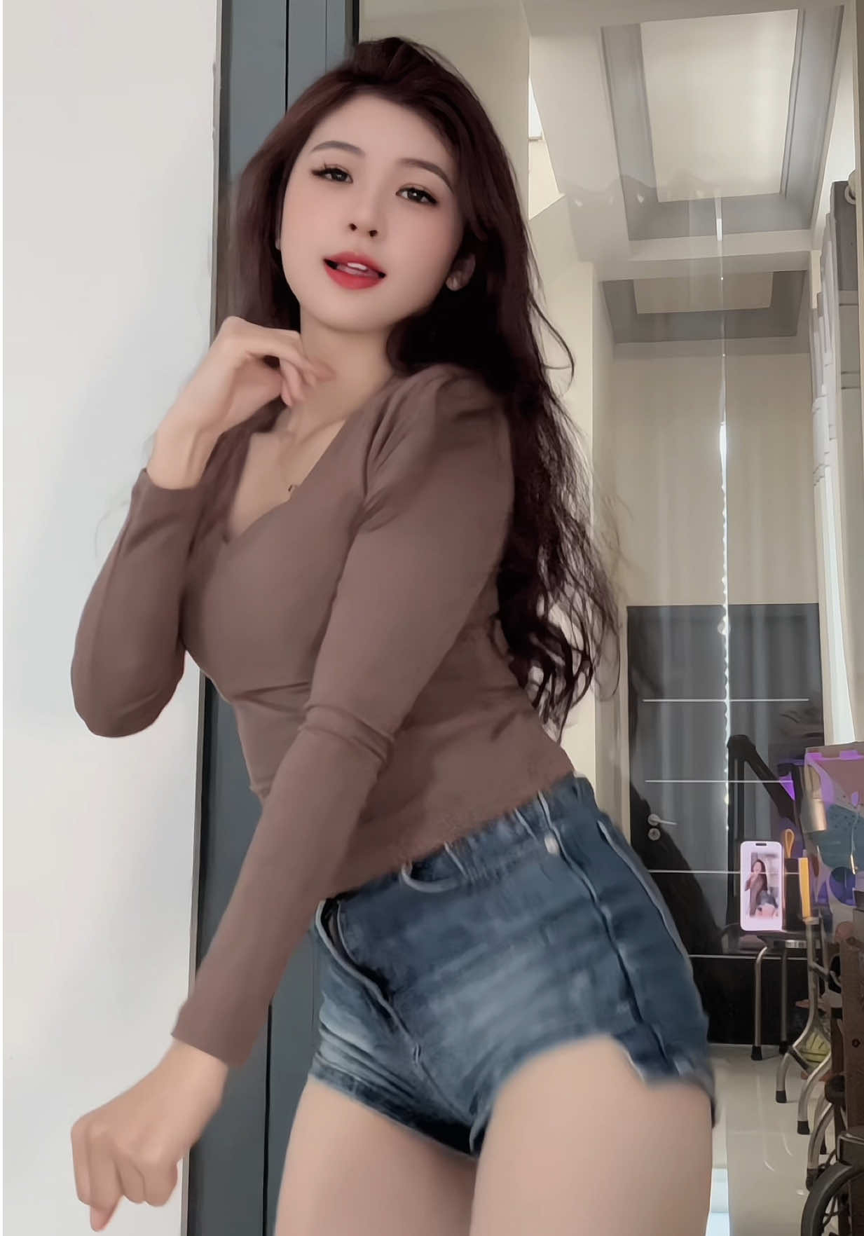 mắc gì floppp =))