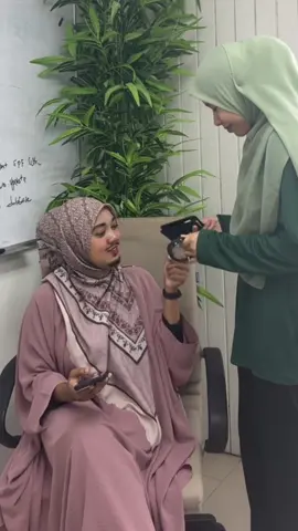 Bukan dompet atau jam yang suami perlukan… tapi sokongan isteri untuk capai kerjaya yang lebih baik demi masa depan keluarga… Betul tak para suami? #careergrowth #kerjasambilbelajar #kerjakerasdemikeluarga