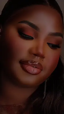 #CapCut #fypシ゚viral🖤tiktok #lyricsmakersug #fypp 