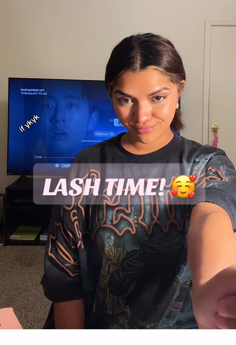 sponsored by 5 mini crash outs because curly lashes are not made for easy application! #foryou #influencer #lashes #thewalkingdead #nurse 
