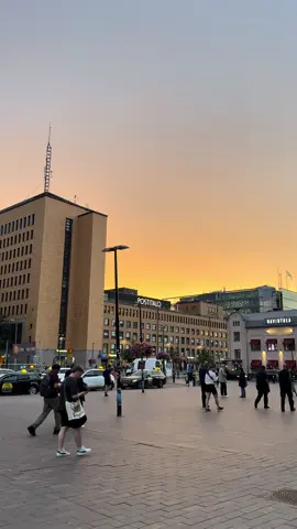 📍Helsinki Central #keskusta #sunsetlover #finland🇫🇮 #rautatieasema #suomitiktok #suomi #summermashup #kesä #ihana 