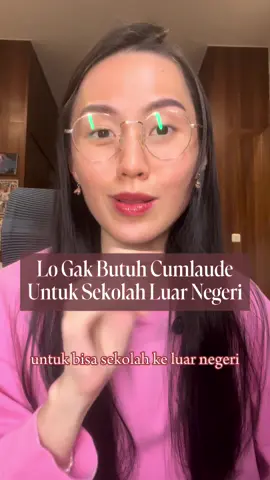 Banyak orang mikir syarat sekolah luar negeri itu harus: ✅ IPK 4.0 ✅ Cumlaude ✅ Anak dekan Padahal faktanya… enggak Yang bikin dilirik itu bukan cuma angka di transkrip, tapi gimana kamu nyusun strategi yang tepat. Perjalanan S2 + dokumen yang aku pakai semua ada di ‘Subscription’ atau ‘Berlangganan’ #StudyAbroad #ScholarshipTips #Beasiswa #LPDP #s2 #scholarship #postgraduate