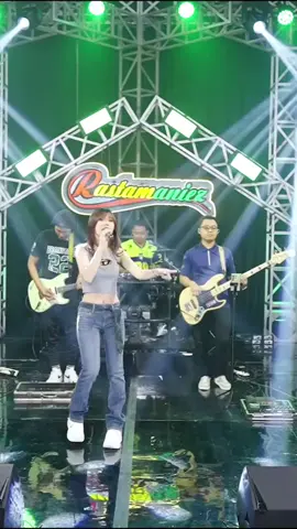 PUTRI IKLAN - Leona Zhen aku bergetar disentuh dia #putriiklan #leonazhen #rastamaniez   #music 