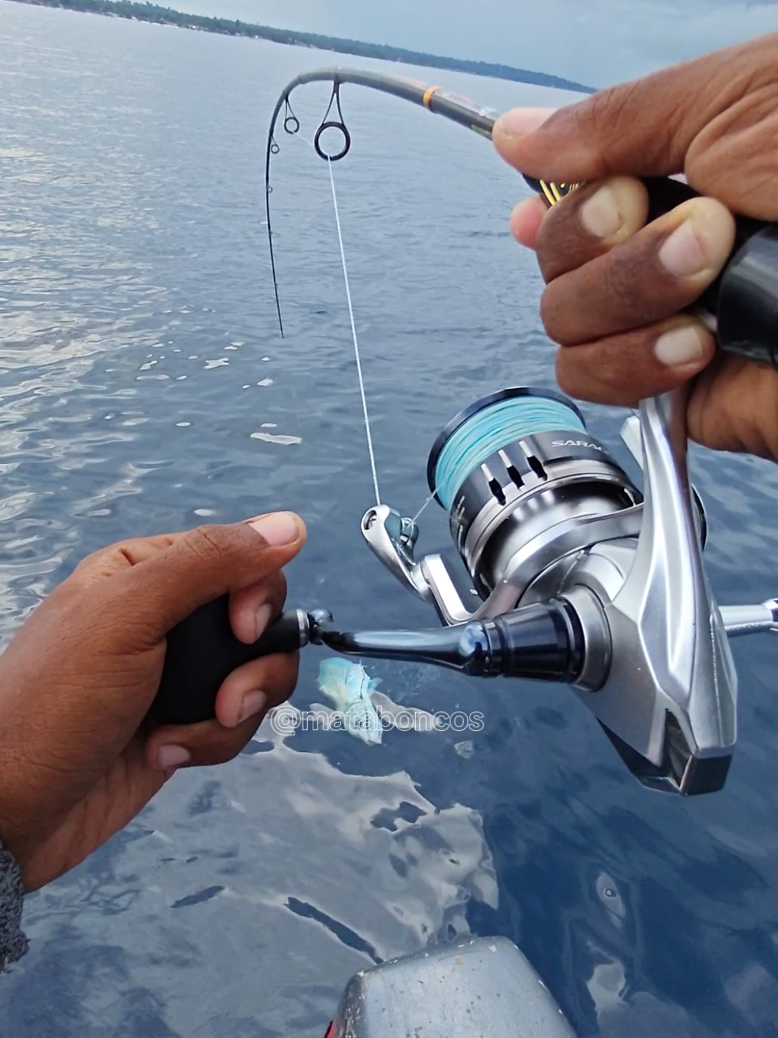 jigging sore sambil dengar musik😂@Paradise Fishing Official  metaljig by @Almexi jig #joranparadise#paradise2carbon #fypmancing #mancinglaut #jigging 