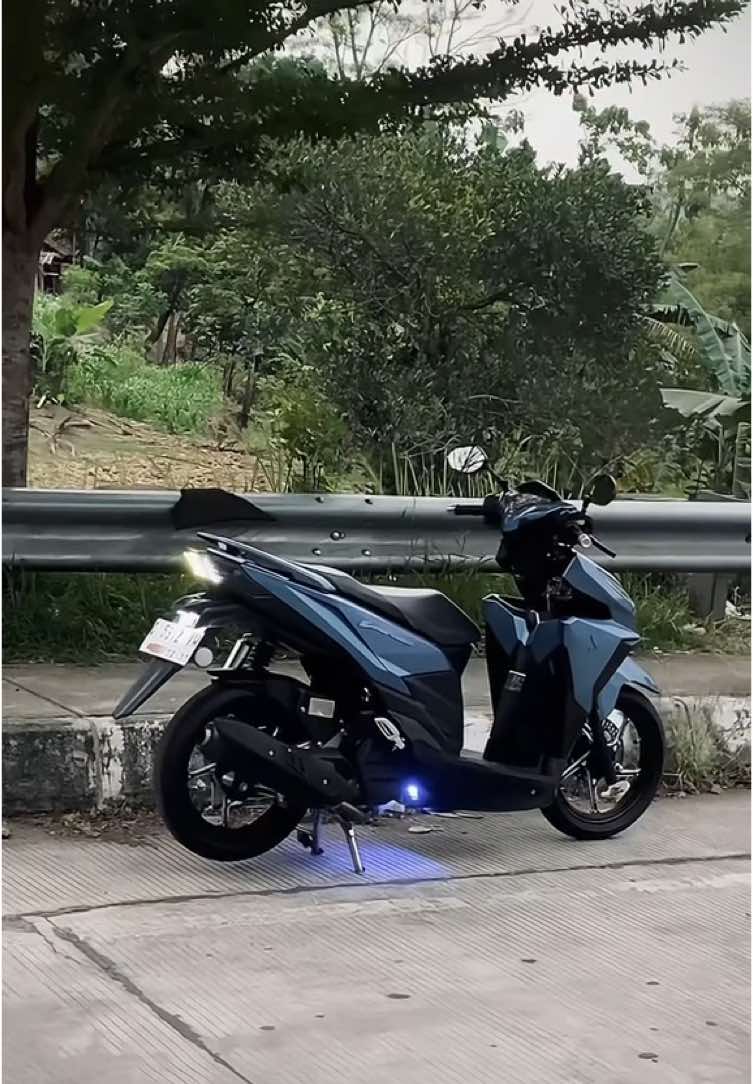 biru secandu ini🥵 #vario #ledold #trending #fyp #velozzz 