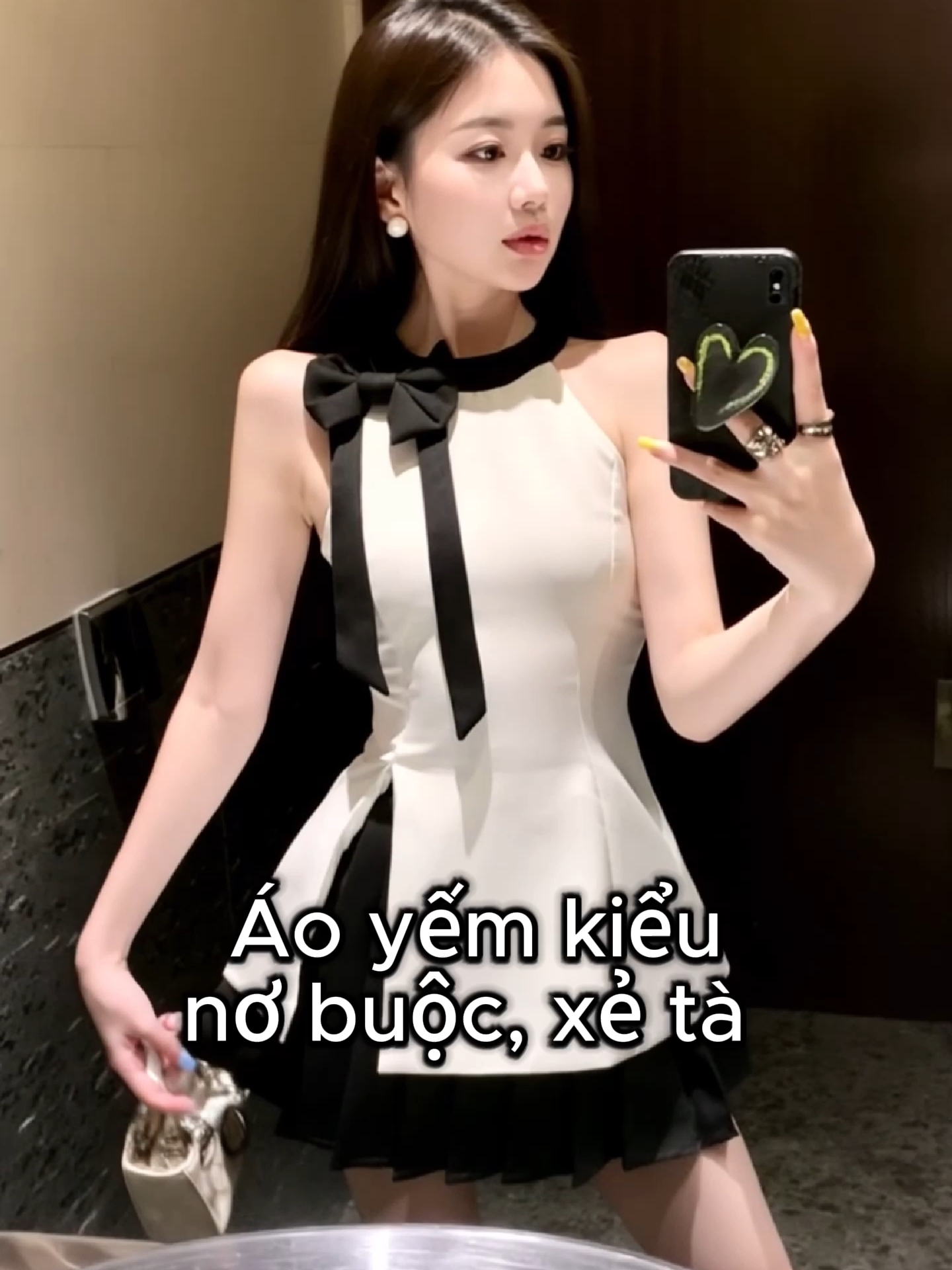 set yếm yêu kiều lẻ áo chỉ 89k, cả set chỉ 149k freeship cho các chị em ạ sản phẩm đủ size S,M,L,XL cho các nàng thoải mái bon chen ạ #setyem #setyemxinh #vayxinh #vayxinhnhenhang