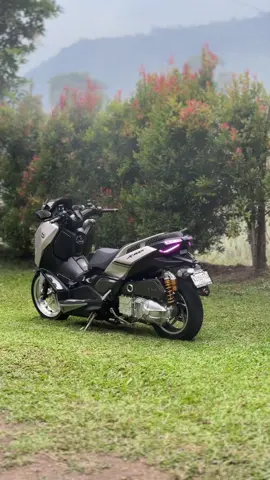 Tunjukin pantat Semoxnya 🍑🍑 #yamaha #xmaxconnected #xmax #fyppppppppppppppppppppppp 