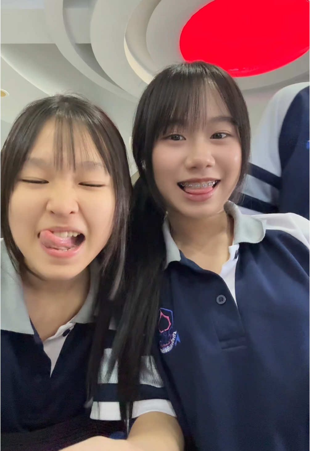 @ZhoUxiuyan ลิ้นแต่ง