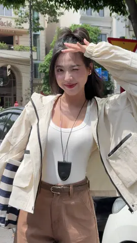 Cứ trẻ trung năng động là t triển 💙