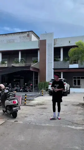 Maaf gugup🙏  #Running #pelarikonten #🎤