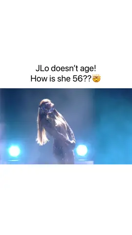 Jennifer Lopez shows the world that she still has the moves 🔥🔥 #fyp #viral #music #popculture #explore 