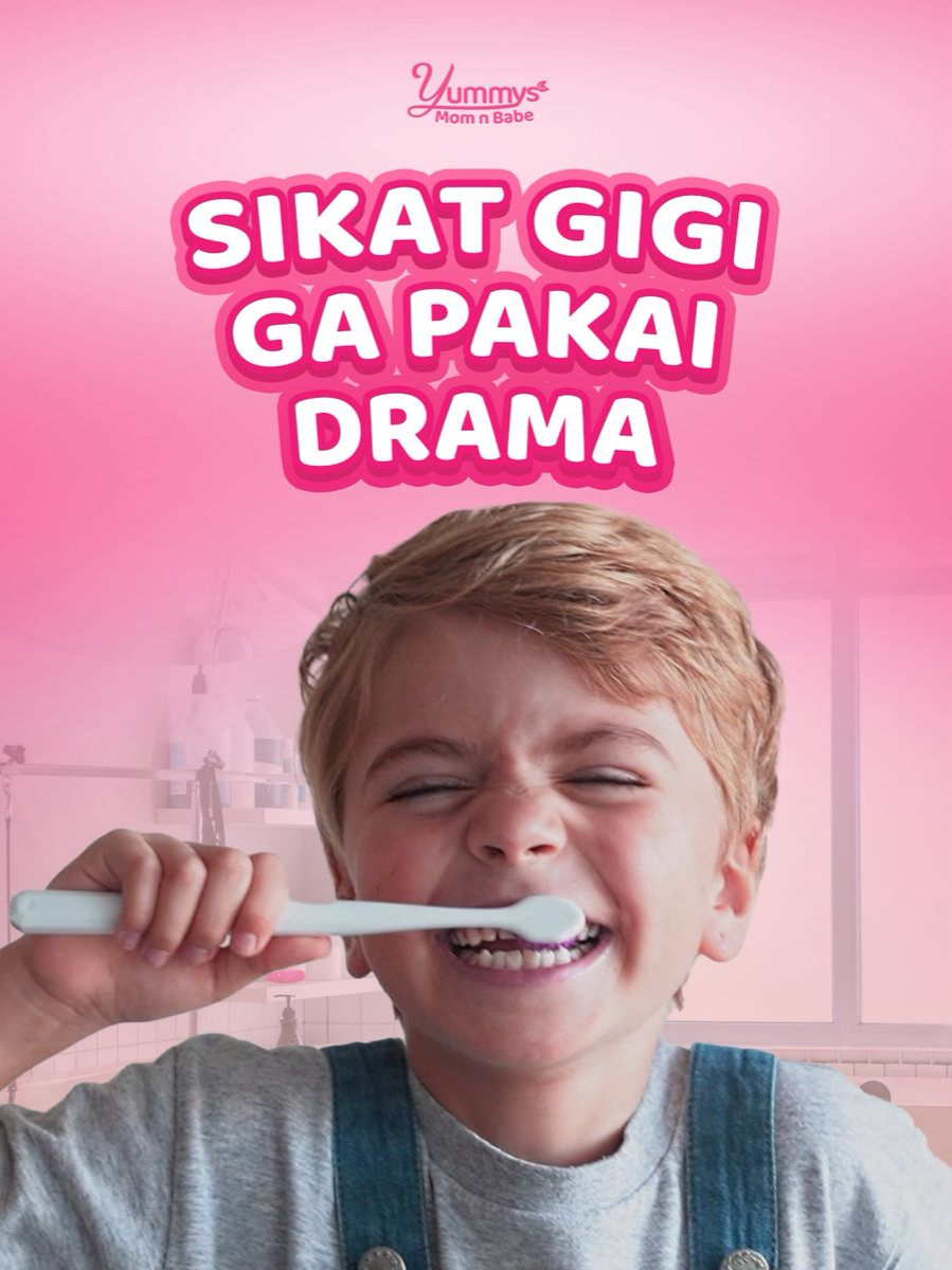 Bunda, gosok gigi nggak harus jadi drama tiap hari kok… 💜 Dengan Yummys Baby Toothpaste, anak jadi semangat sikat gigi karena: 🍇 Rasa anggur manis favorit si kecil ✅ Formula aman ditelan, bebas fluoride 👜 Kemasan mungil, gampang dibawa ke mana saja Sekarang, sikat gigi jadi momen happy, bukan lagi pertengkaran. Senyum sehat anak, hati Bunda pun tenang. ✨ #YummysMomsNBabe #YummysBaby #ToothpasteAnak #SenyumHappy #MomLife #BabyCare