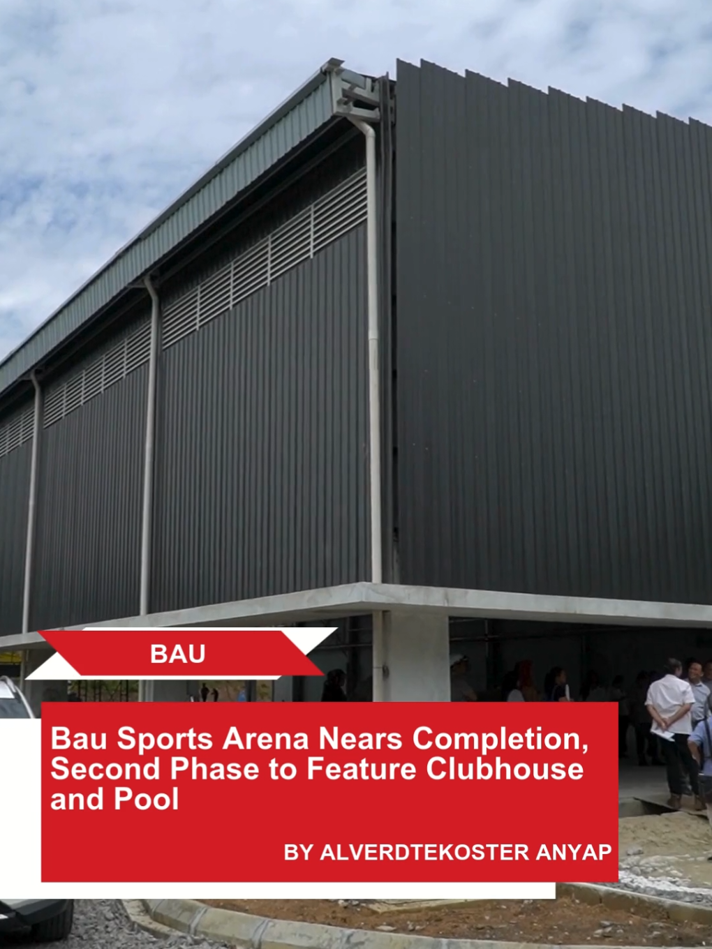 The construction of the Bau Sports Arena is now 94 per cent complete and is expected to move into its second phase, which will feature a clubhouse and a recreational swimming pool for families. Tasik Biru assemblyman Datuk Henry Harry Jinep said the RM9 million first phase of the project comprises three futsal courts, six badminton courts that can also double as a multipurpose hall, an open gym, and training areas for boxing and muay thai. “For the second phase, we are planning a clubhouse with facilities such as a lounge area, bar or canteen, and a restaurant to host family and community events, including birthdays and dinners. “We will also build a recreational swimming pool similar to those at Sarawak Club or hotels, suitable for families to bring their children,” he said. #fyp #BauSportsArena #Sports #Bau #SarawakTribune 