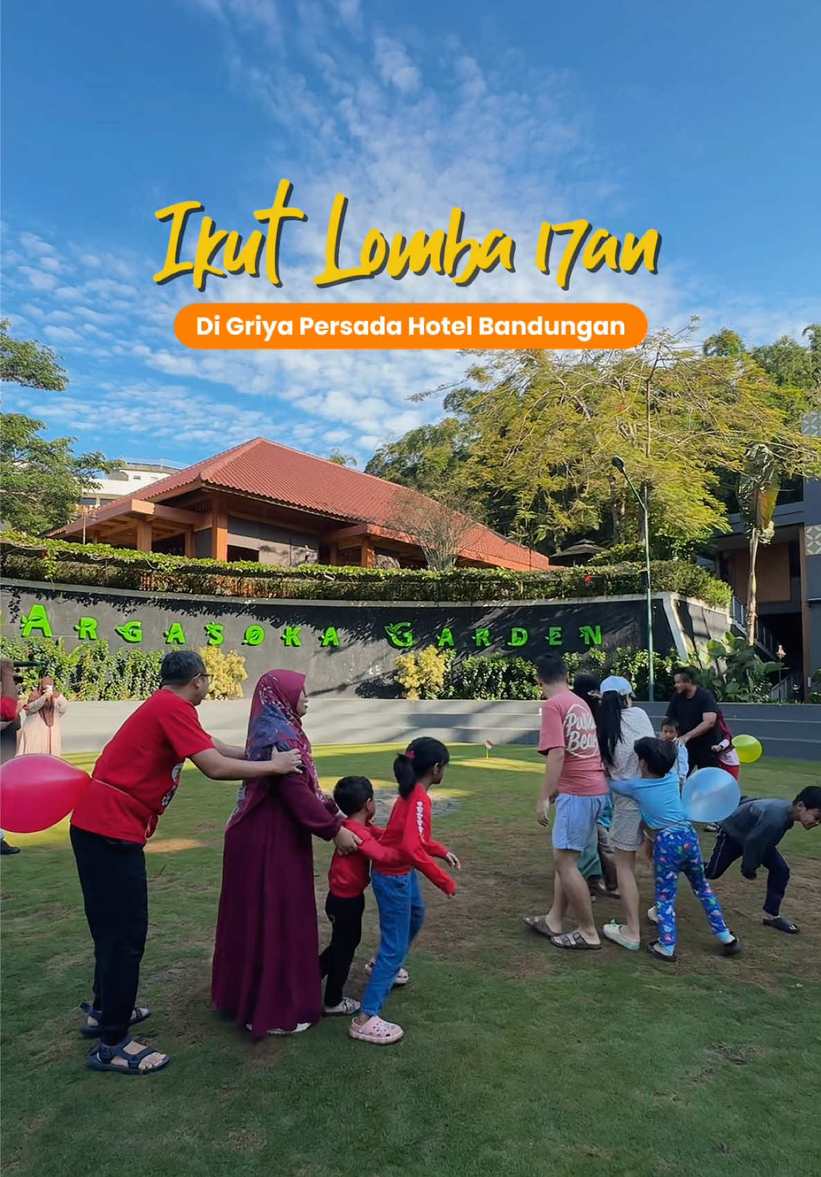 Serunya anak-anak tamu Griya Persada ikut lomba tradisional! Dari ular naga, engklek, balap kelereng, makan kerupuk sampai rebutan hadiah 🤩✨ Staycation di sini nggak cuma nginep tapi juga jadi kenangan manis buat keluarga ❤️ Karena satu tempat banyak cerita🥰 #lomba #lomba17agustus #17agustus #agustus #griyapersadabandungan 