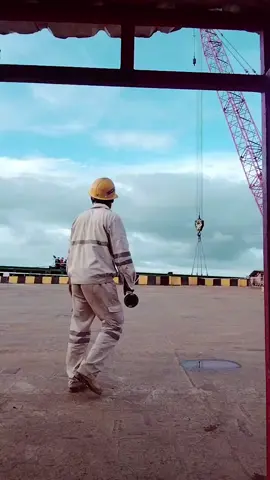 🤣😂itam tapi bukan arang😁 buat hiburan itu perlu☺ #fipシviral #iwiphelmkuning #fiiiiiiiiiiiiiiiiiiiiiiiiiiiiiiiiiiiiipシ 