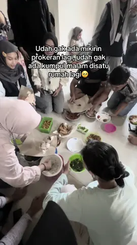 Proker kita beres duluan🙏🏻 sisany penutupan 🫠#universitaspelitabangsa #jadimahasiswaupb2025 #prokerkkn #mahasiswakkndesakarangbahagia #KKN2025 