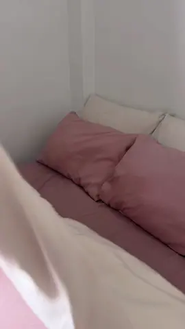 🤎✨ TEAM KAHOY x TEAM PUTI ROOM GOALS! ✨🤍 Achieve that warm, cozy & minimalist Filipino home aesthetic with our Homey Neutrals Collection 🛏🌿 💎 Why You’ll Love It: ✔ Premium US Cotton – smoother, cooler & more durable than regular fabrics ✔ Non-Fade, Non-Stretch, Non-Lawlaw – stays looking brand new ✔ Fully Garterized Bedsheets w/ Extra Non-Slip Garter – secure fit even on quilted foams ✔ Mix & Match Friendly – buy separately OR get a full 3in1 set for perfect combos! 📦 Available Options: 🛏 Bedsheets (Single, Double, Queen – Uratex/UK standard) 🛏 Pillowcases (18x28 in, overlap style, fluffy pillow fit) 🛏 Bolster Hotdog Pillowcases (M & L sizes for Dakk* & Mandau*) ✨ Perfect For: Minimalist Homes | Cozy Makeovers | Gift Sets | Team Kahoy & Team Puti Lovers ⚡ LIMITED STOCK – Add to Cart NOW and level up your #RoomMakeoverPH 🛒  #BedsheetSetPH #USCottonBedsheet #TeamKahoy    #RoomMakeoverPH 