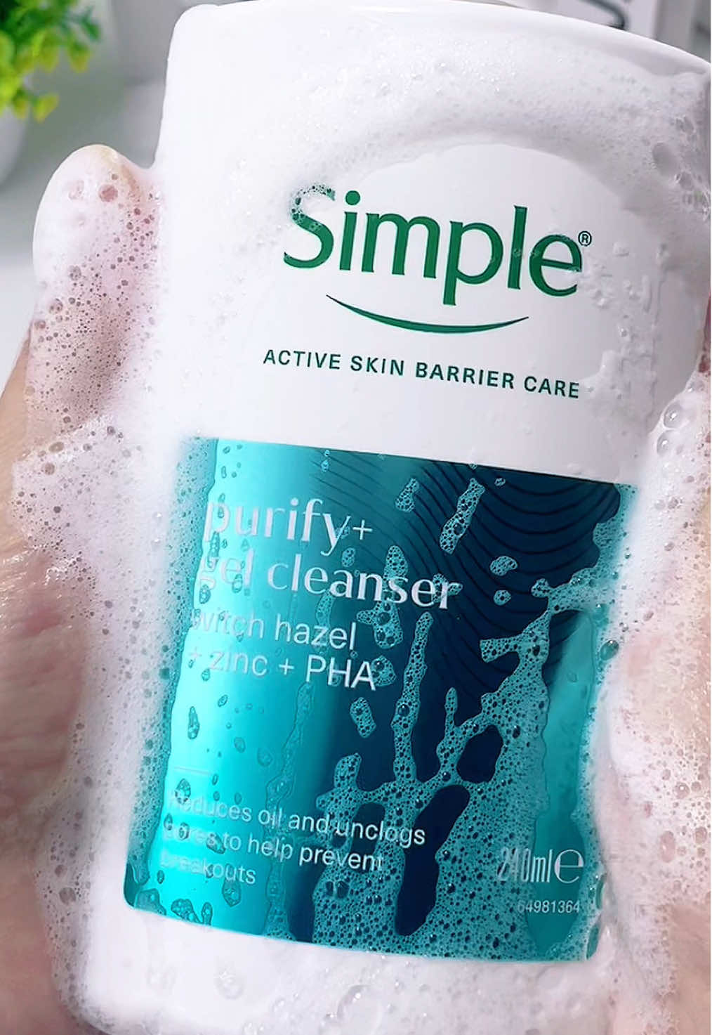 Sữa Rửa Mặt Simple Purify dòng này mới mà thật sự quá quá ổn mng ơi. Đơn giản chỉ là Simple thui mà mê mẩn #đơngiảnlàSimple #damụnchọnSimple #SkinTwin #3Brothersmedia #suaruamat 