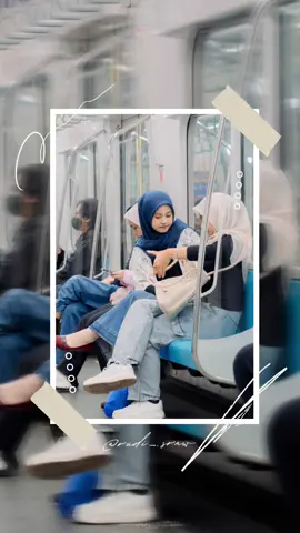 Candid Beauty Girl at MRT Jakarta 🚆🚈 Ini pertama kali cetak sambil jalan ngejar yang difoto🗿 buat ngasih hasilnya🗿nanggung banget udah dicetak masak gk dikasih😅🗿 Who next??😅😅 don’t forget to follow for support 🙌🏻 #foryou #portrait #candid #mrtjakarta #fyp 