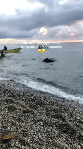 #💔😌#malukupride🏝🔥fypシviral#tidoremalukuutara❤️#tidorebobomalukuutara📍#pantaikarangputihbobo🌻#masukbranda#foryoupange#storygalau💔🥀#