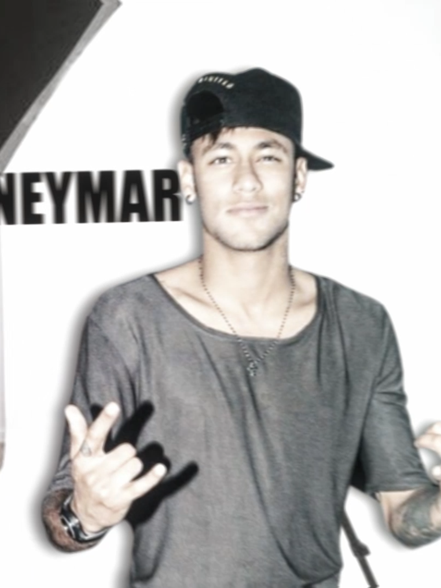 fashion || ib: @iloveferrantorres3 || #neymar #brazil #aesthetic #fyp #softedit #aftereffects #foryou #edit #neymarjr #viral ||