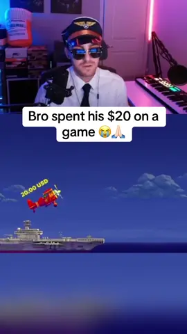 Bro spent his $20 on a game 😭🙏🏼 #streamer #streaming #fyp 