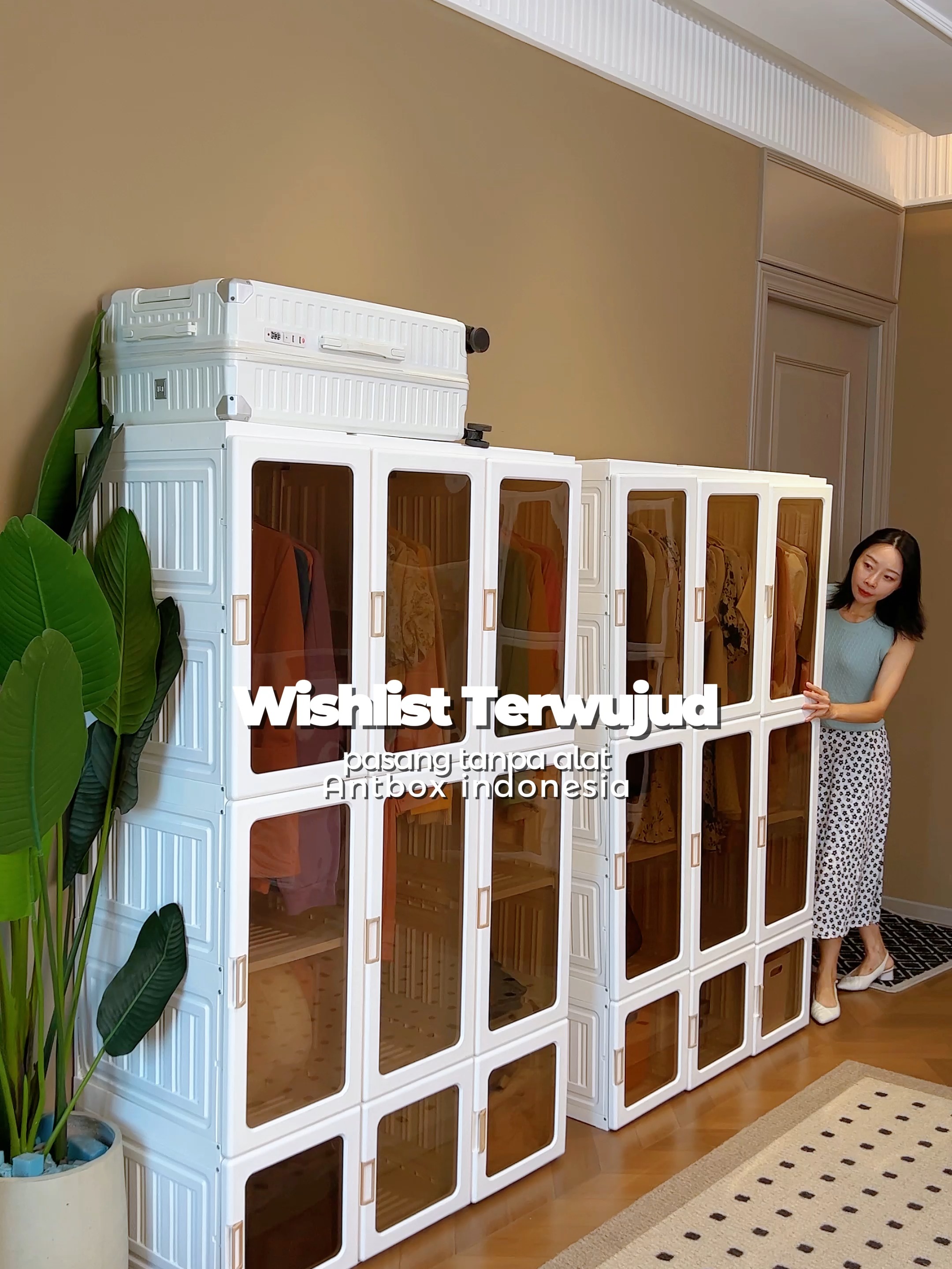 “Akhirnya wishlist kesampean  Kamar auto clean & lega  Pasangnya gampang banget  Tanpa obeng, tanpa paku  Klik keranjang kuning  sekarang juga. #LemariMinimalis  #RoomGoals  #AntboxID  #KamarEstetik