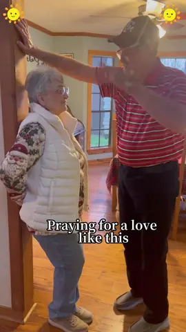 Praying for a love like this ❤️ #oldcouple #oldpeopleinlove #old #couple #usa 