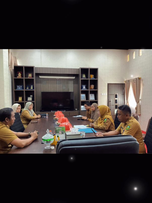 Kabag Organisasi Tenriawati, SH bersama Tim Melaksanakan Rapat Pemetaan Ulang fungsi urusan pemerintahan di Bidang Pertanian dan Pekerjaan Umum dan Tata Ruang Kab. Luwu pada hari ini Tanggal 19 Agustus 2025 di Ruang Kerja Sekretaris Daerah Kab. Luwu@AP💞💋 @Nurlaili Nabaing @Ani Manis @Tenriawati.bob @AWAN777 @Erni Mas'ud @Wawan Karuniawan @🍫 @Ibu Ayya @HeniAkbar 