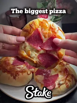 The biggest pizza☠️#the #biggest #pizza #fyp 