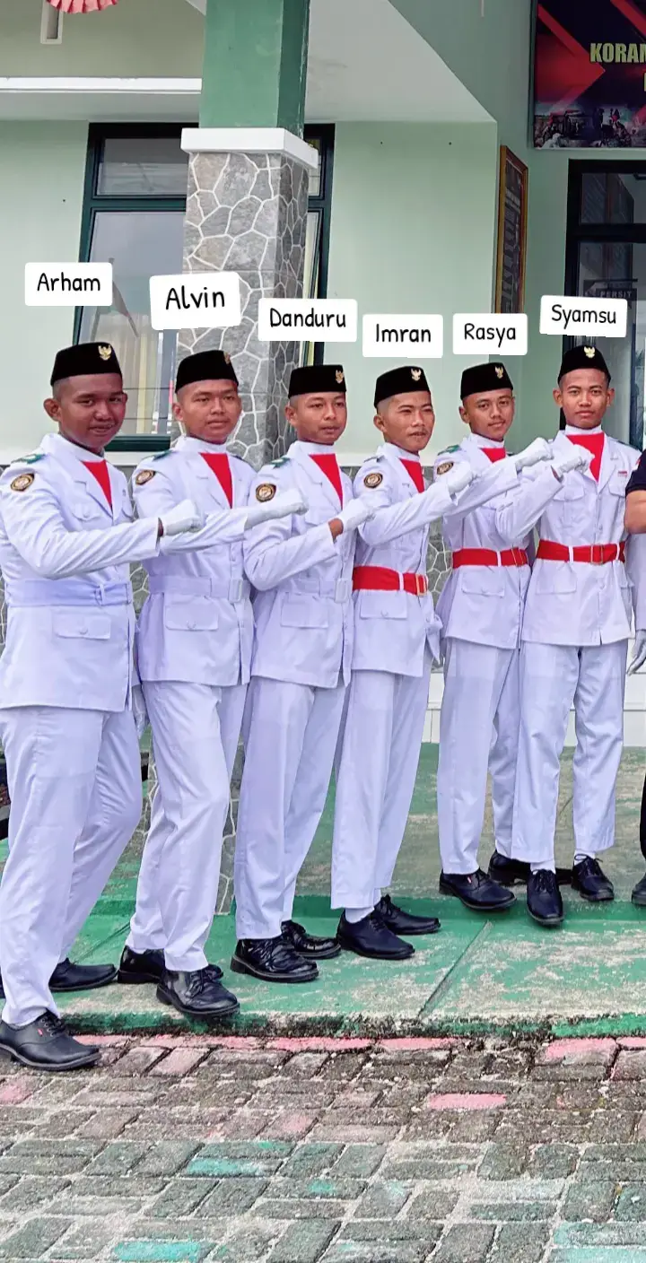 Pilih mana suka, Semua Putra Paskibra Kecamatan Ranteangin Ganteng - Ganteng 👍🏻 dan 🍆🍆🤦🏻🤣
