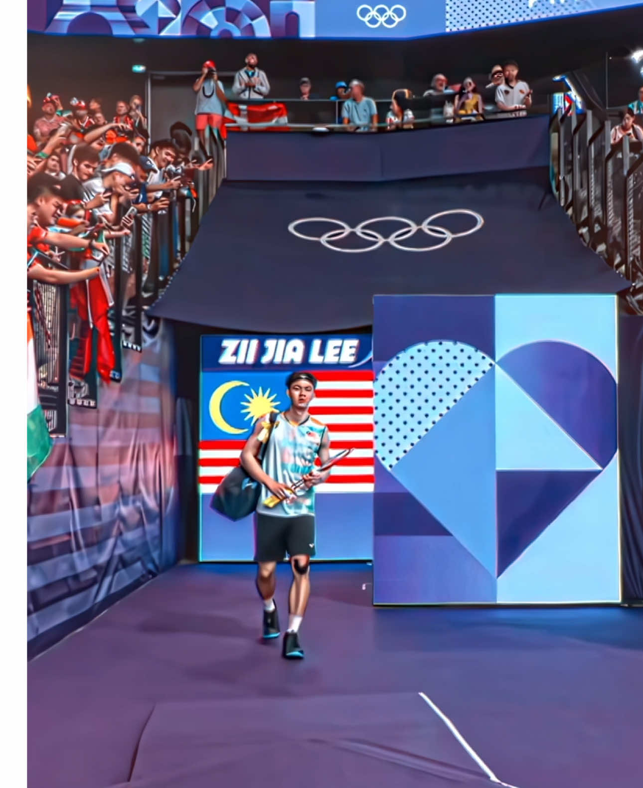 When confidence comes from knowing you’re strikingly handsome. #leeziijia #leeziijiaedit #malaysia #badminton #edit 
