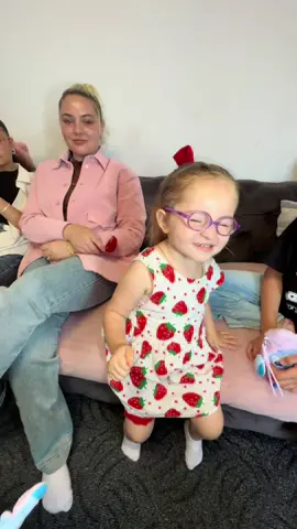 الأخوات نعمة💕ايمتى اخر مرة جبت هدية لأخوك/اختك؟وشو كانت؟ رابط السناب بالبايو الكل يضيفنا هي الاسمYoussef.kabani🥰