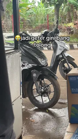 tolong ip ku kamera geter giniwe #kameraiphonegeter #fyp #ip12mini 