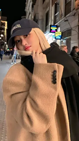 kesfet acilir misn kral sana zahmet 💓💓😣 - Android'e vsp indirdim | Ben sokk | iyy bune | Rosé'nin sevgilisi var | Tutmazsa bırakıyorum | Tutarsa alım yapıcam |   #bpwkpp #fyp #global #kesfetolmaduasiyla🧕🏻🤲  #imnotcool 