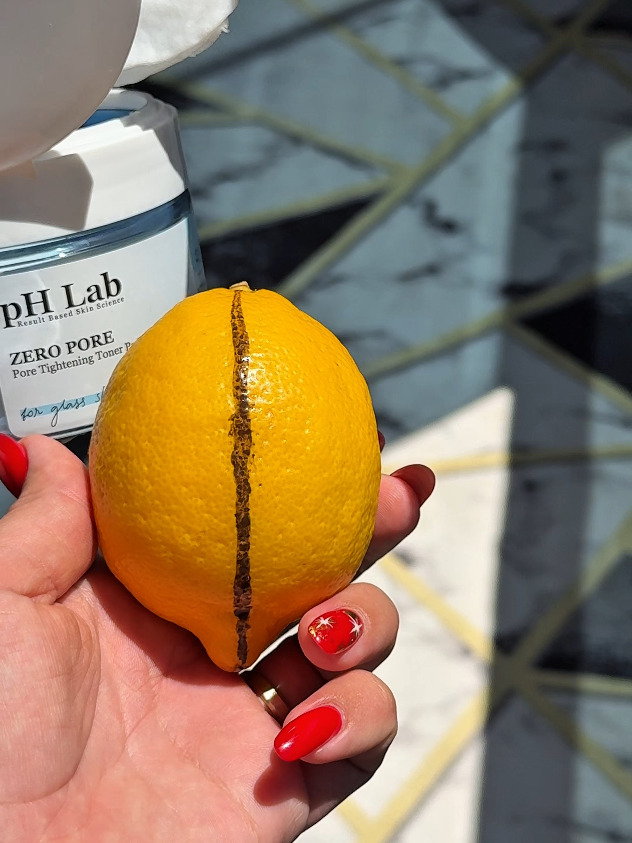 Cilt bakımında yeni dönem: temizle, dengele, güçlendir. Hepsi tek pedde! 🔄  #NextGenSkincare