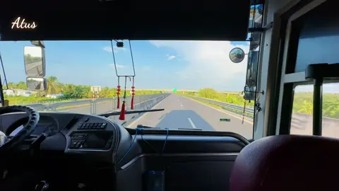 Cao tốc long thành đẹp quá 😃#atus_1202 #futabusline_19006067 #xekhachvietnam #phuongtrangfutabusline 