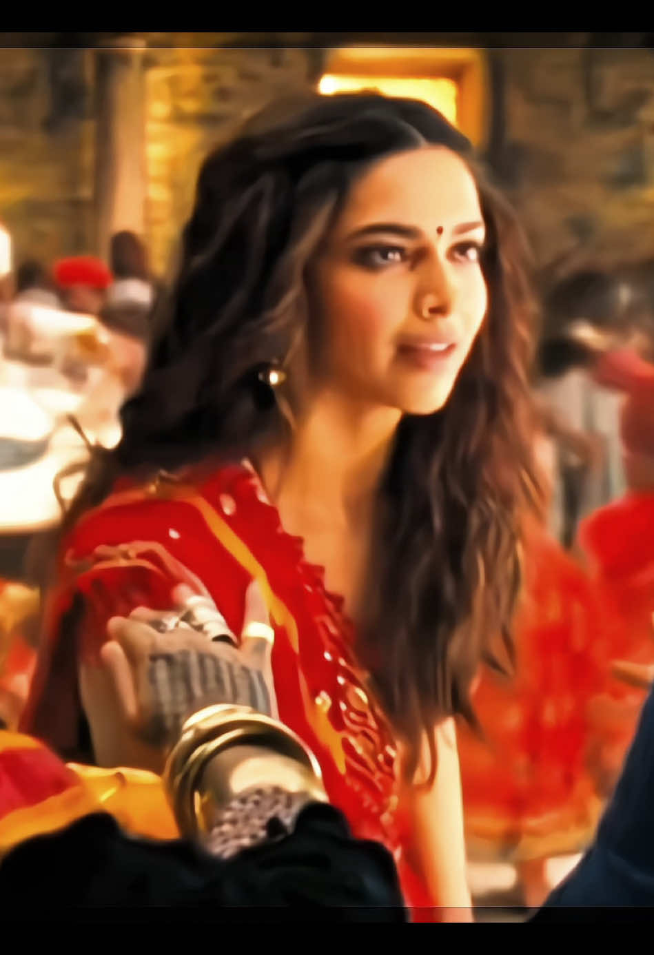 Thiss songgg#rockyeditss #fypシ゚ #deepikapadukone #ramleela #nagadasangdhol 