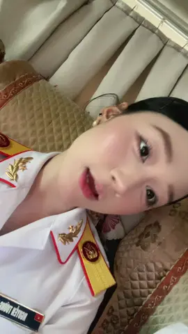 hẹn mng 19h ở Hồ Gươm nhó 