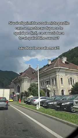 vb aici de mid spre late 90's. eram in scoala generala si veneau cu activari de genul de la Colgate. #generatiacucheialagât 