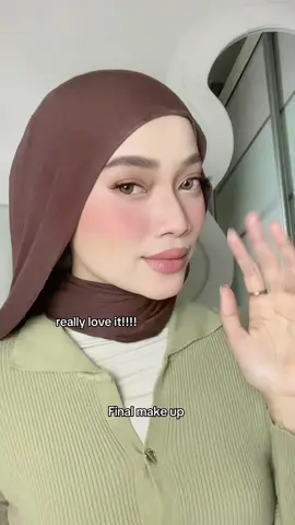 G2G will be my fav cushion foundation. Mine’s in Shade 01 butter cream 💗 @Glad2Glow.my  #cushion #cushionviral #pinkcushion #g2gcushion #g2gmy 